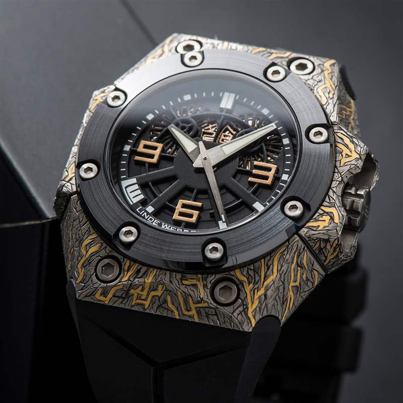 林德偉德林Oktopus Volcano個(gè)性24K金雕花腕表-復(fù)刻表