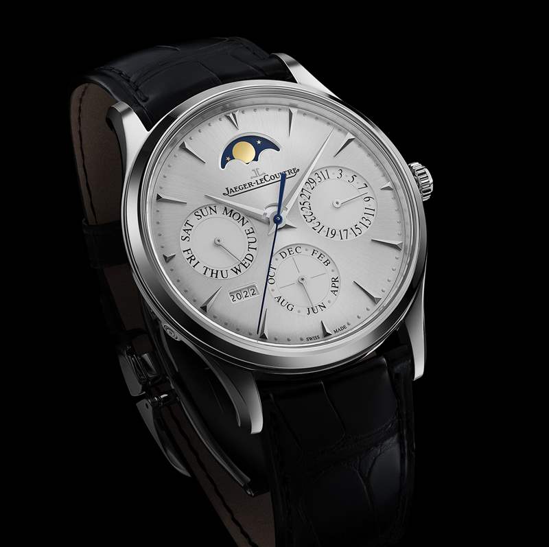 奇異博士手表藏彩蛋? 班奈迪克康柏拜區(qū)穿梭「多重宇宙」的幸運(yùn)物來自它! 《奇異博士2:失控多重宇宙》中推進(jìn)劇情的幸運(yùn)物!-復(fù)刻表