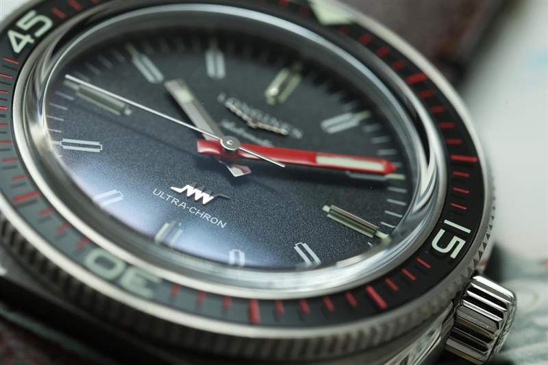 重新踏入高振頻世界！浪琴發表全新Ultra-Chron超級天文臺腕表-復刻表