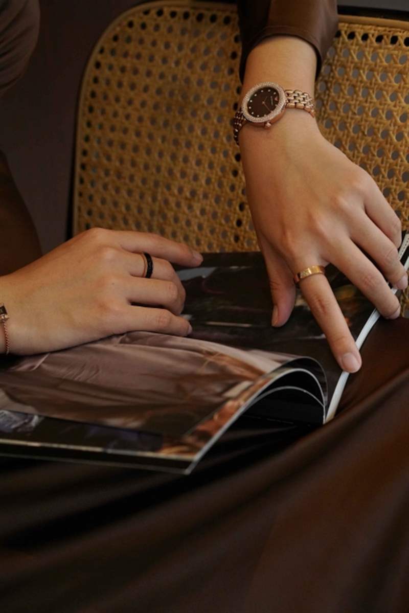 圣誕買什么好？推介Emporio Armani 2021節(jié)日腕表及珠寶系列！-復刻表