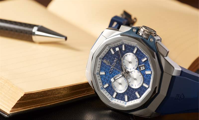 選擇障礙了!Corum Admiral 45海軍上將計時碼表藍面、綠面全新靚色限量上市-復(fù)刻表
