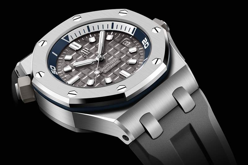 Audemars Piguet愛彼2021年最新Royal Oak Offshore Diver潛水表-復刻表