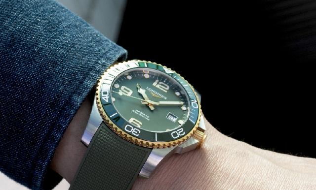 秒變型男的三步驟：浪琴表深海征服者Two-tone雙色款-復刻表