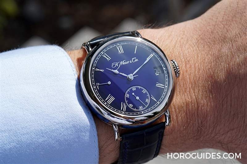 古典優(yōu)雅新亮點,煙熏琺瑯藍面|亨利慕時傳承者萬年歷午夜藍琺瑯腕表-復刻表