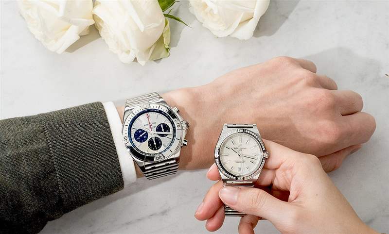 情人們啊，戴表才是大人的浪漫｜BREITLING Chronomat對(duì)表-復(fù)刻表