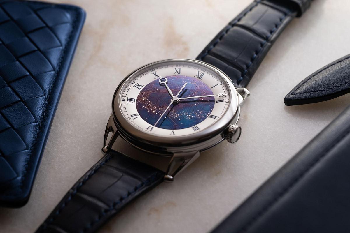 珍稀隕石面與復雜陀飛輪的華麗組合！DE BETHUNE DB25 Starry Varius Ae?rolite-復刻表