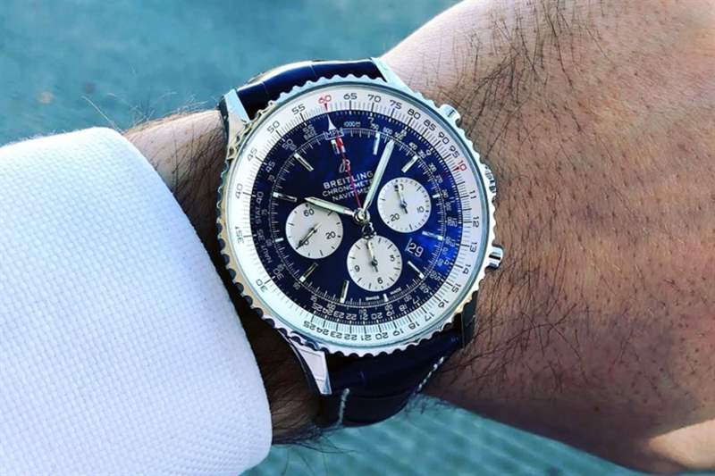Navitimer B01 Chronograph 43 飛行表經(jīng)典|5款熱門Breitling Navitimer手表推介-復(fù)刻表