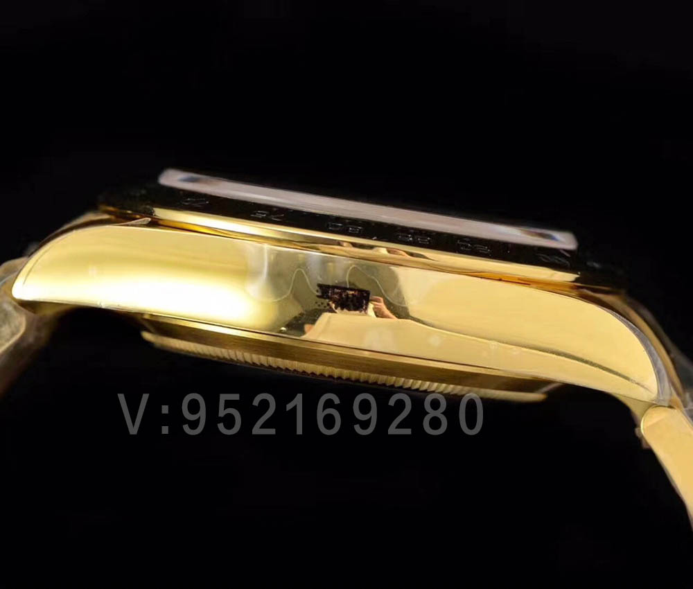 N廠綠金迪「4130機(jī)芯」對(duì)比AR廠綠金迪更完美-復(fù)刻表