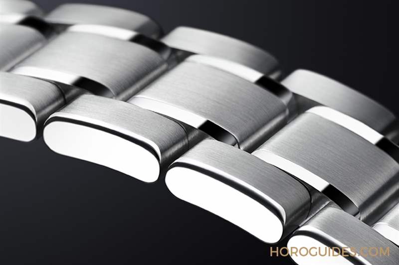 淡藍面盤呈現巖手山「融雪」美景，Grand Seiko 44GS首款白鋼材質-復刻表